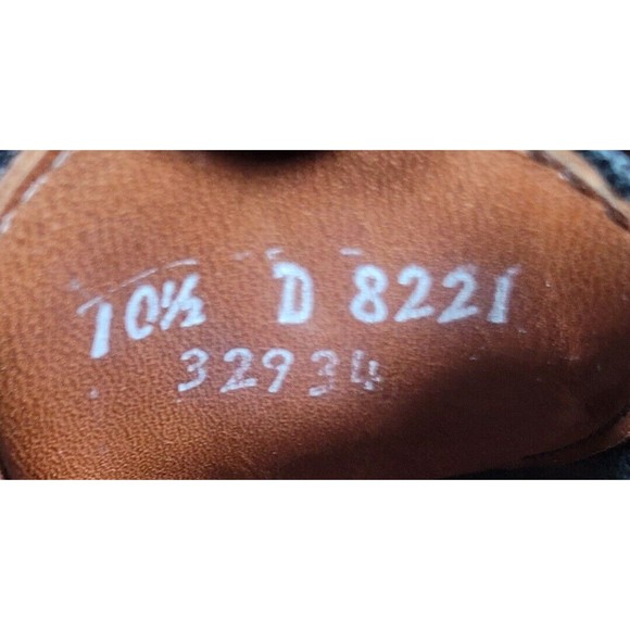 Men's Two-Tone Leather Dress Shoes - Picture 14 of 14